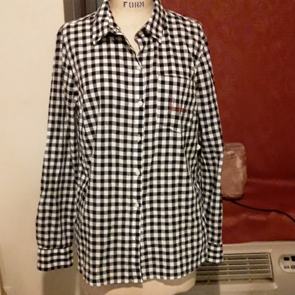 Black n White check love button down